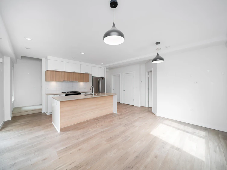 2743 Ward Street, Vancouver, BC, V5R 4S7 - 23