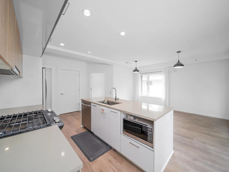2743 Ward Street, Vancouver, BC, V5R 4S7 - 26