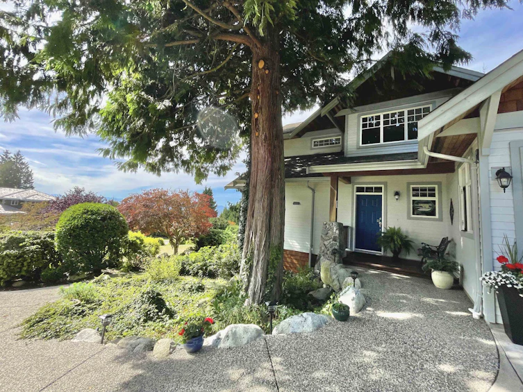 1500 Vernon Drive, Gibsons, BC, V0N 1V5 - 3