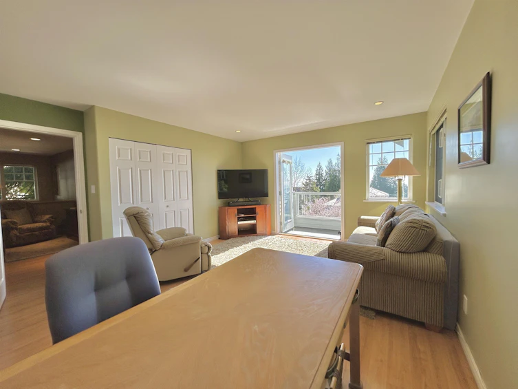 1500 Vernon Drive, Gibsons, BC, V0N 1V5 - 14