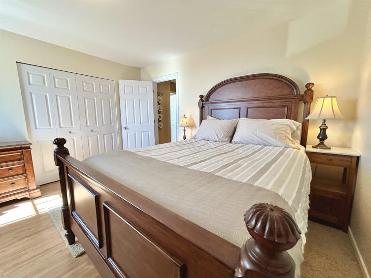 1500 Vernon Drive, Gibsons, BC, V0N 1V5 - 16