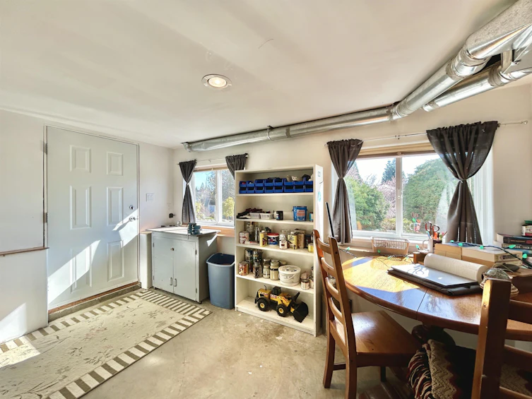 1500 Vernon Drive, Gibsons, BC, V0N 1V5 - 26