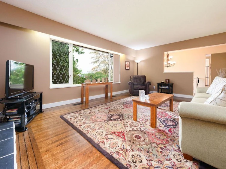 4201 Glenhaven Crescent, North Vancouver, BC, V7G 1B8 - 8