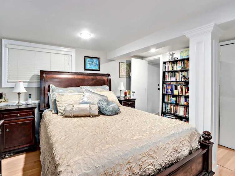 2507 Caledonia Avenue, North Vancouver, BC, V7G 1T8 - 29