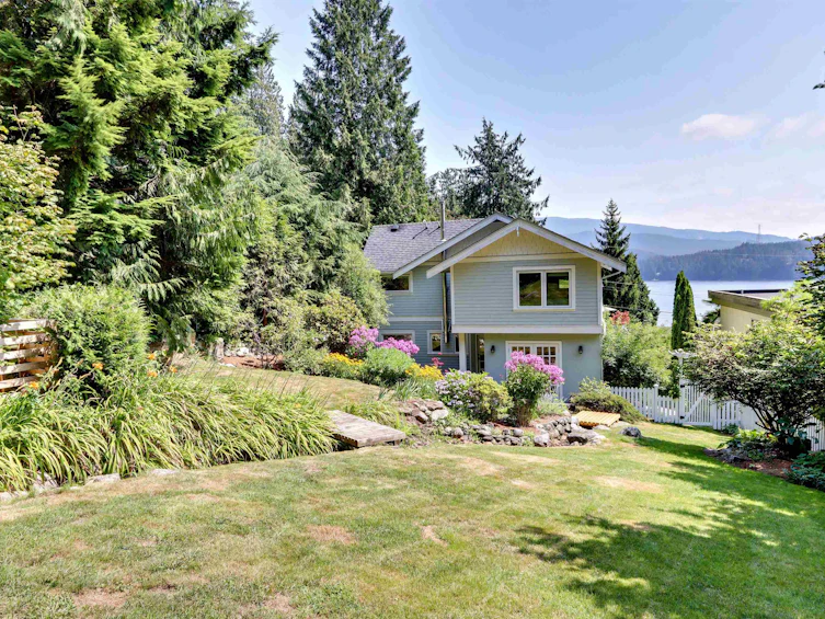 2507 Caledonia Avenue, North Vancouver, BC, V7G 1T8 - 36