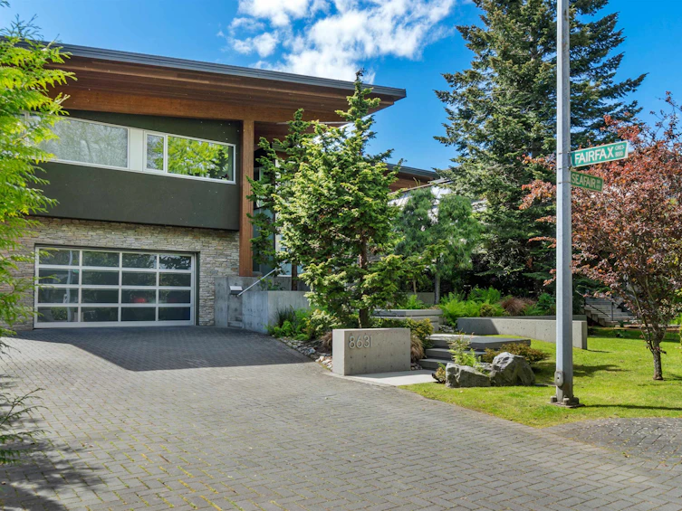 8631 Seafair Drive, Richmond, BC, V7C 1X7 - 37