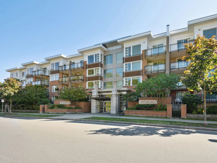 335-9500 Odlin Road, Richmond, BC, V6X 0H5 - 6