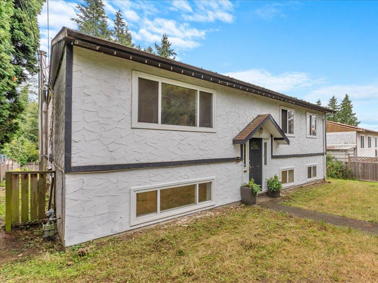 14888 88 Avenue, Surrey, BC, V3S 2S5 - 2