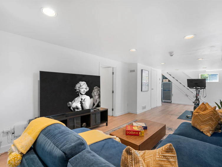 1001 W 19th Street, North Vancouver, BC, V7P 3C8 - 25