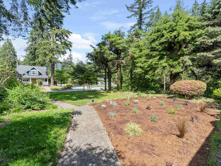 1001 W 19th Street, North Vancouver, BC, V7P 3C8 - 32
