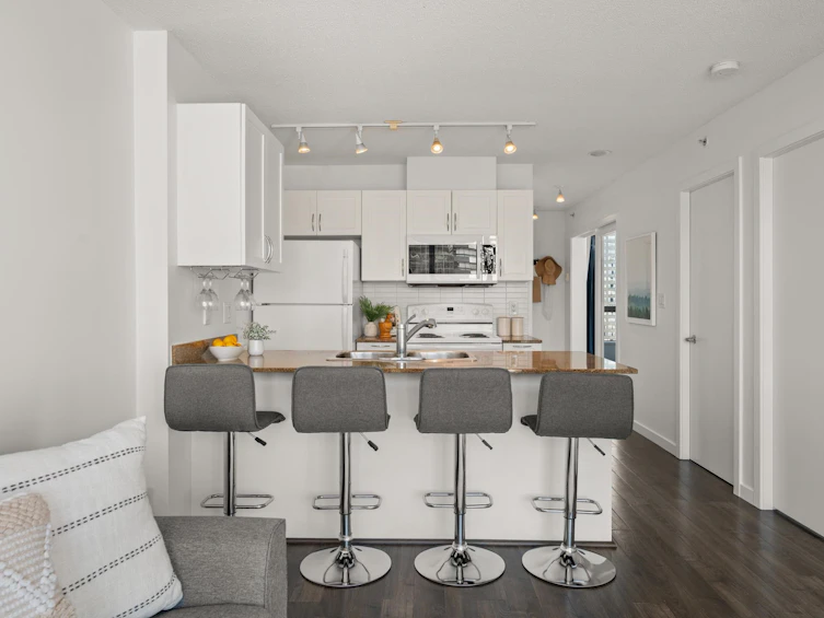 1910-938 Smithe Street, Vancouver, BC, V6Z 3H8 - 4