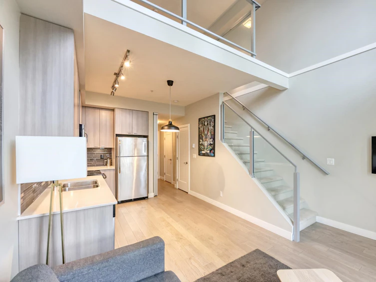 310-3080 Gladwin, Abbotsford, BC, V2T 0G3 - 2