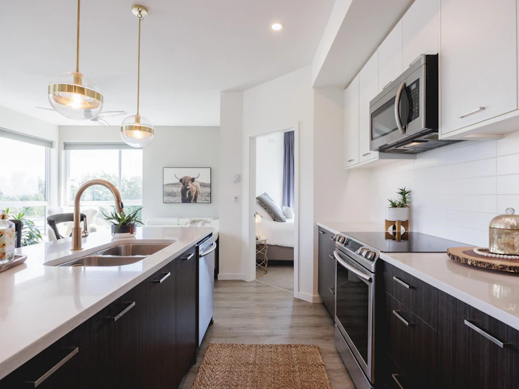 A302-20087 68 Avenue, Langley, BC, V2Y 0Y2 - 2