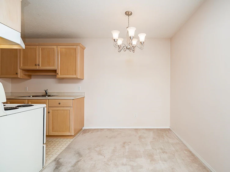 204-1650 Chesterfield Avenue, North Vancouver, BC, V7M 2N7 - 5
