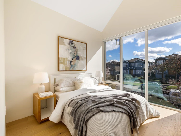 2561 East 40th Avenue, Vancouver, BC, V5R 2V8 - 24