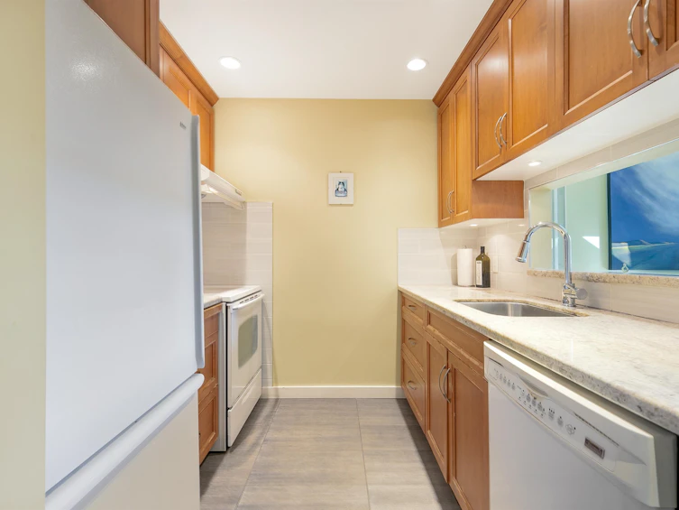 1362 W 7th Avenue, Vancouver, BC, V6H 3W5 - 12