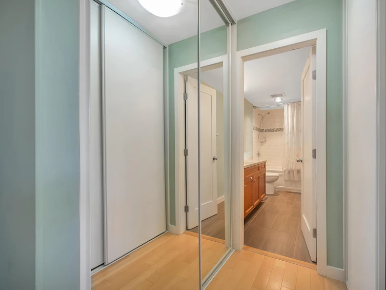 1362 W 7th Avenue, Vancouver, BC, V6H 3W5 - 19