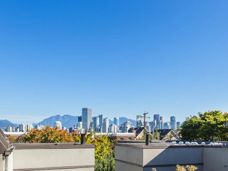 1362 W 7th Avenue, Vancouver BC V6H 3W5