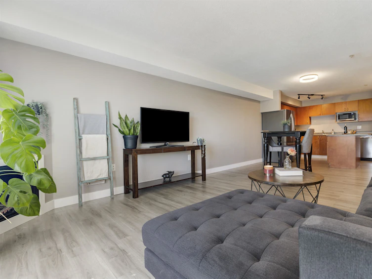 412-5465 203, Langley, BC, V3A 9L8 - 8