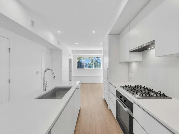 883 W 33rd Avenue, Vancouver, BC, V5Z 2K5 - 9