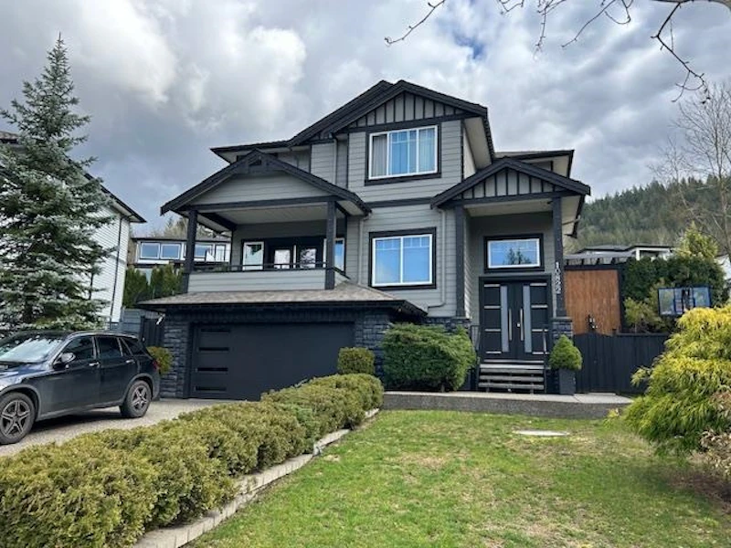10822 249a Street, Maple Ridge BC V2W 0E3