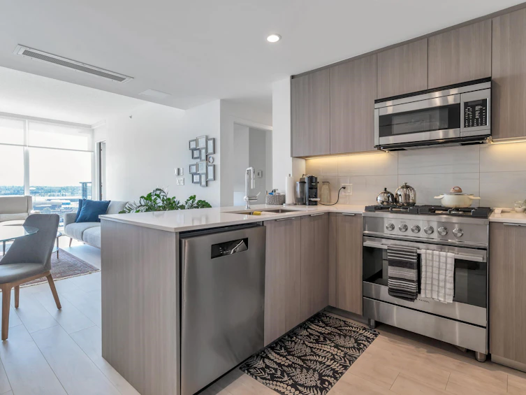 1404-1471 Hunter Street, North Vancouver, BC, V7J 1H3 - 6