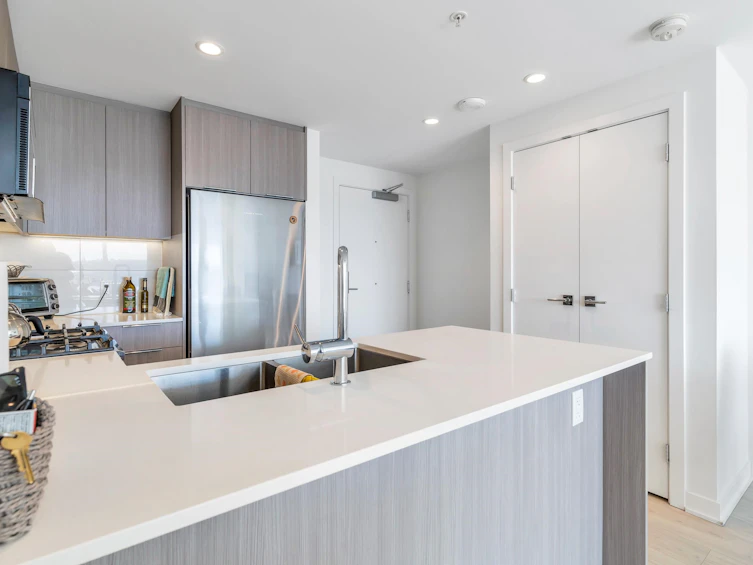1404-1471 Hunter Street, North Vancouver, BC, V7J 1H3 - 10