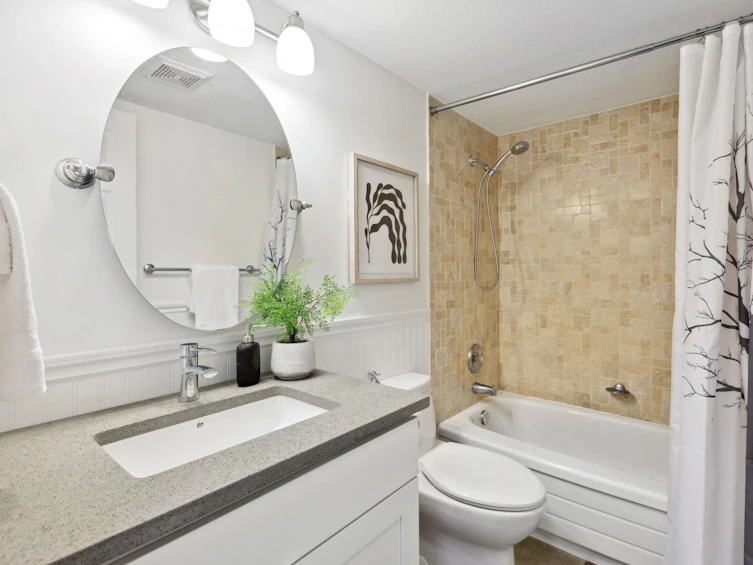 101-2045 Franklin Street, Vancouver, BC, V5L 1R4 - 14