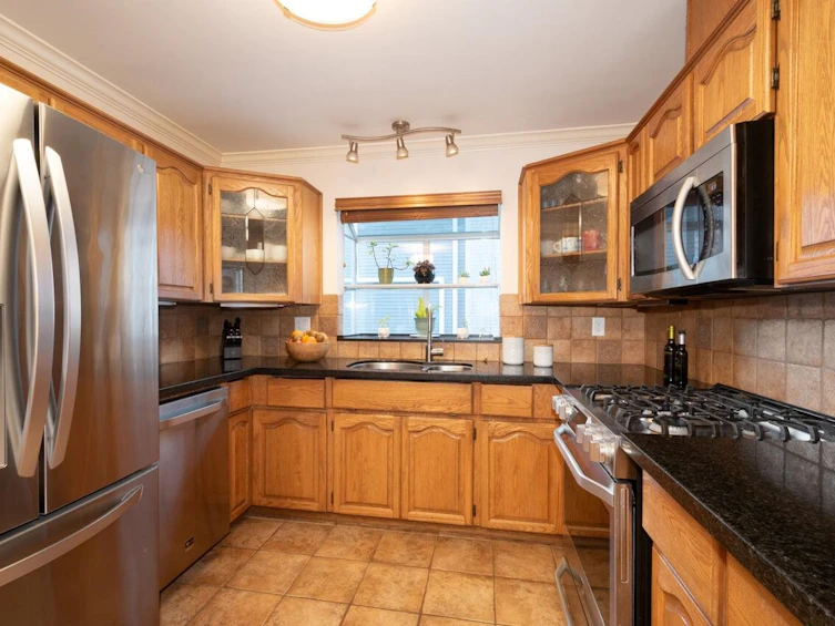 9 Boulderwood Place, Port Moody, BC, V3H 4H9 - 8