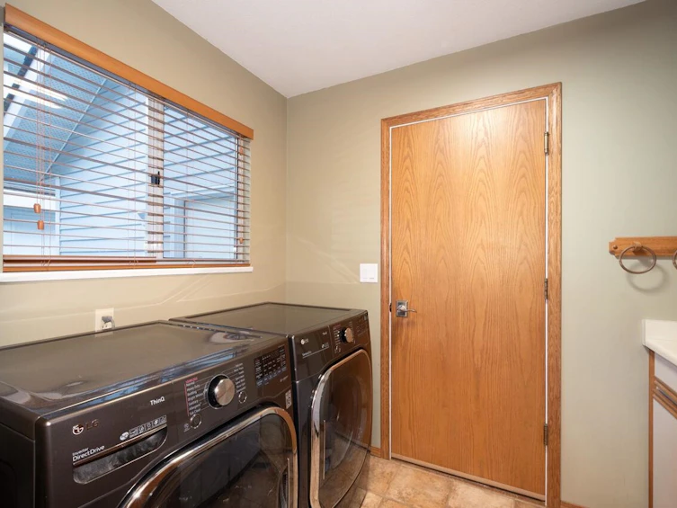9 Boulderwood Place, Port Moody, BC, V3H 4H9 - 17