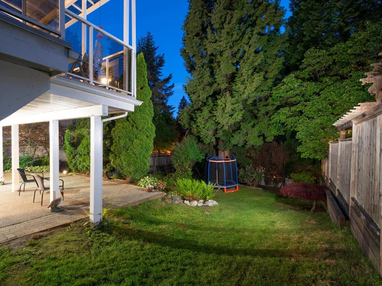 9 Boulderwood Place, Port Moody, BC, V3H 4H9 - 34