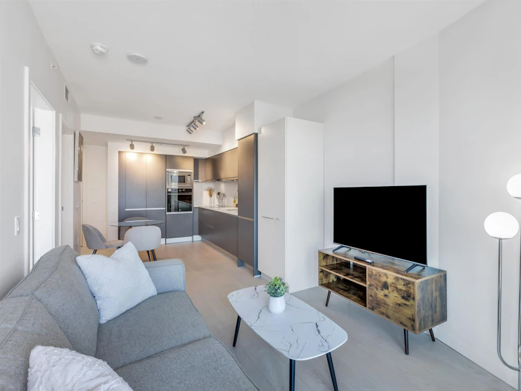 911-180 East 2 Avenue, Vancouver, BC, V5T 0K4 - 4