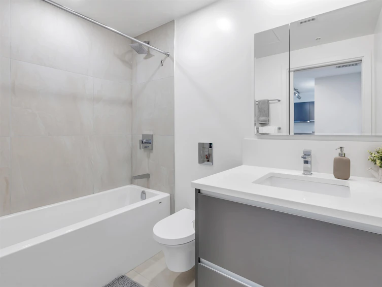 911-180 East 2 Avenue, Vancouver, BC, V5T 0K4 - 11