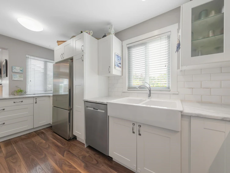 90 West 16th Avenue, Vancouver, BC, V5Y 1Y6 - 15