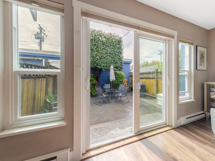 90 West 16th Avenue, Vancouver, BC, V5Y 1Y6 - 16