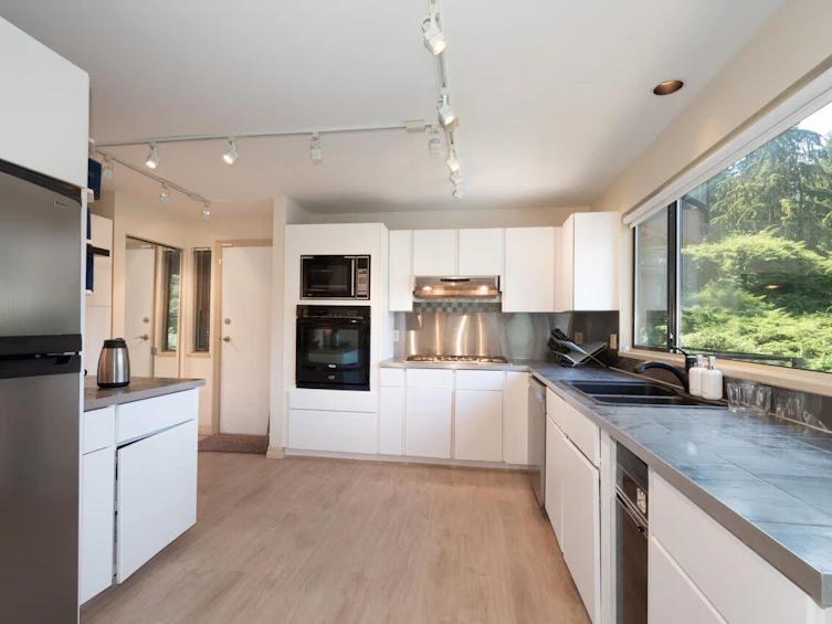 4660 Eastridge Road, North Vancouver, BC, V7G 1K4 - 20