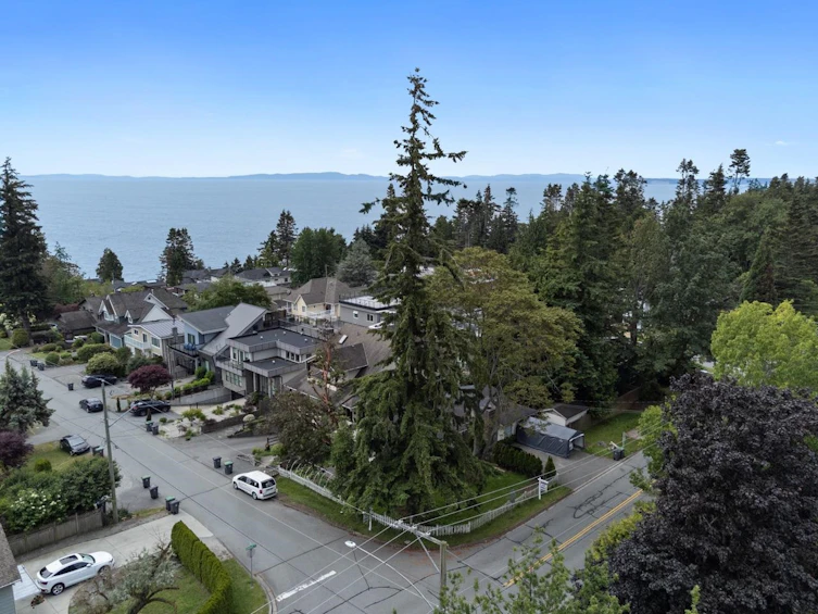 12946 Marine Drive, Surrey, BC, V4A 1E2 - 4