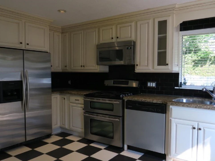 12946 Marine Drive, Surrey, BC, V4A 1E2 - 14
