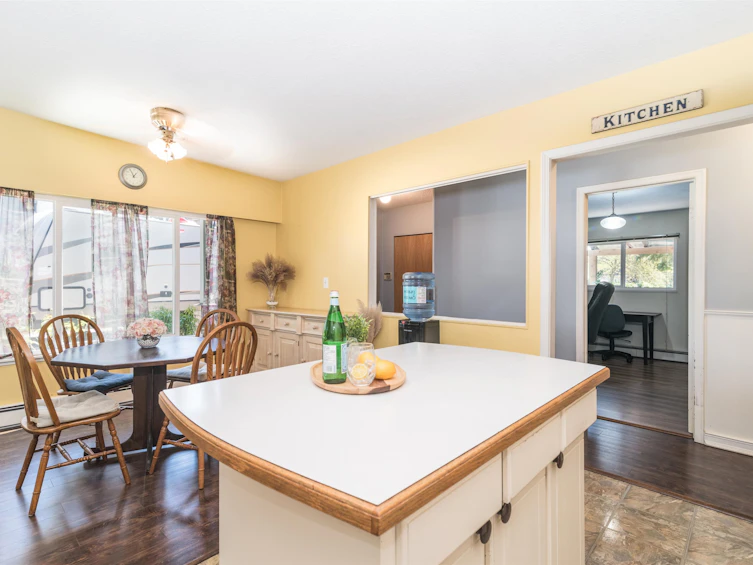 11596 Parkwood Place, Delta, BC, V4C 7L1 - 26