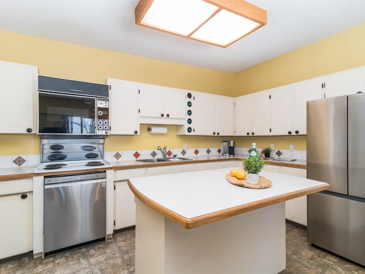 11596 Parkwood Place, Delta, BC, V4C 7L1 - 29