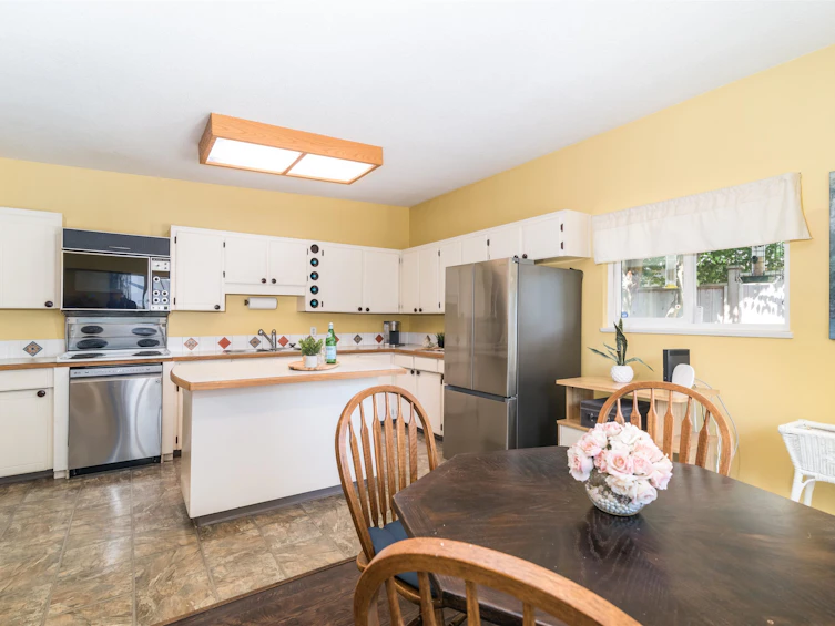 11596 Parkwood Place, Delta, BC, V4C 7L1 - 31
