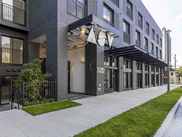 339-1120 East Georgia Street, Vancouver, BC, V6A 1Z3 - 3