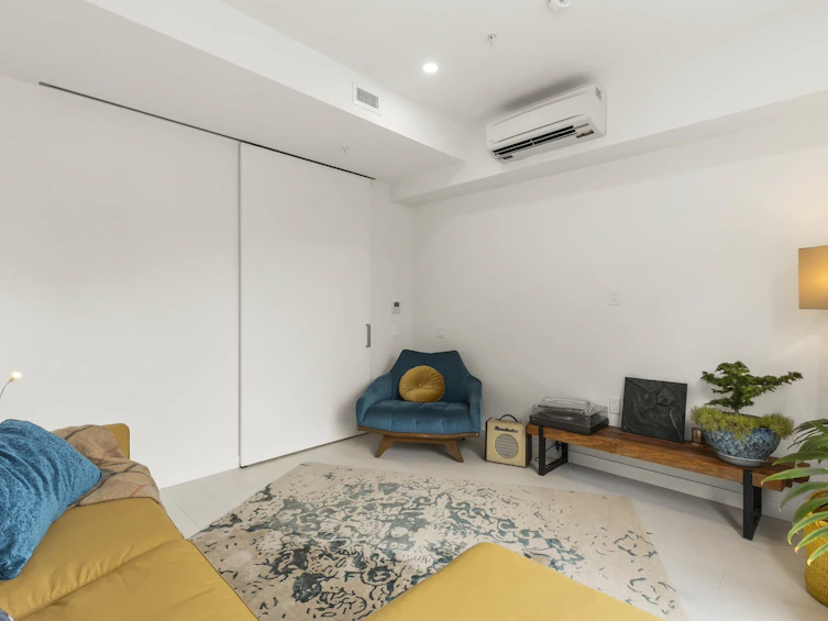 339-1120 East Georgia Street, Vancouver, BC, V6A 1Z3 - 13