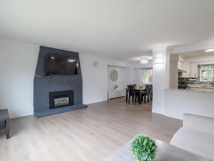 9565 Dawson Crescent, Delta, BC, V4C 5H1