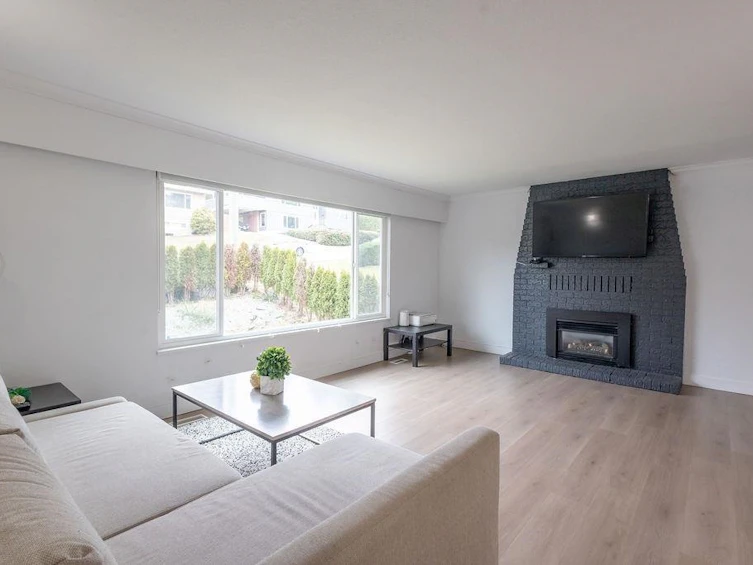 9565 Dawson Crescent, Delta, BC, V4C 5H1 - 2