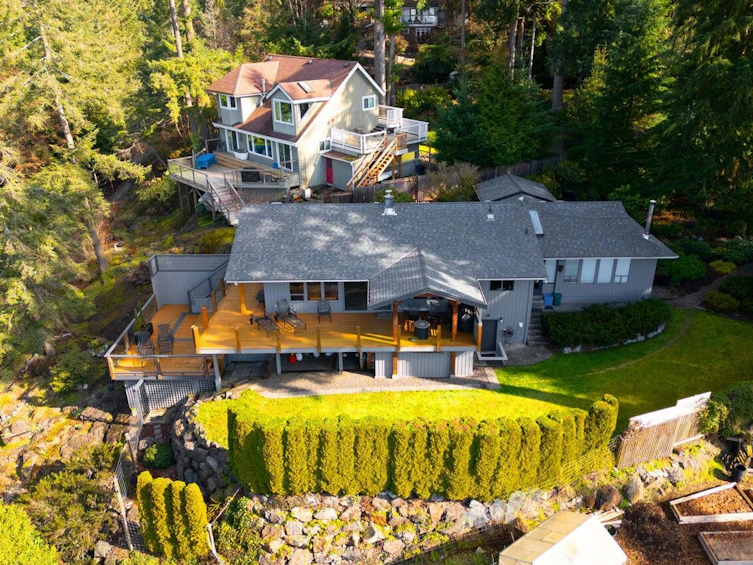 1526 Whitesails Drive, Bowen Island, BC, V0N 1G2 - 33