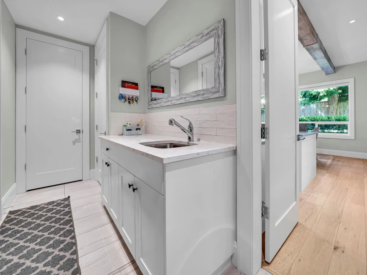 12765 14b Avenue, Surrey, BC, V4A 1J8 - 23