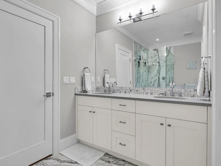 12765 14b Avenue, Surrey, BC, V4A 1J8 - 34