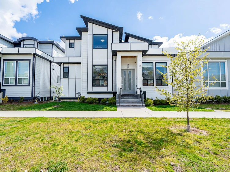 7124 192 Street, Surrey, BC, V4N 6V1