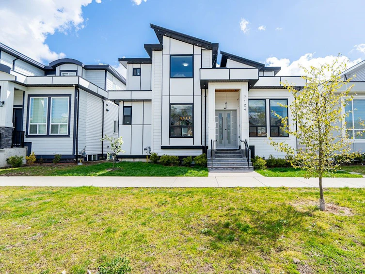 7124 192 Street, Surrey, BC, V4N 6V1